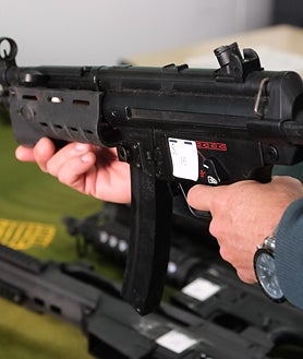 Imagen secundaria 2 - Armas decomisadas en Cádiz.